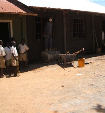 Moving Mountains Kenya Komouk School