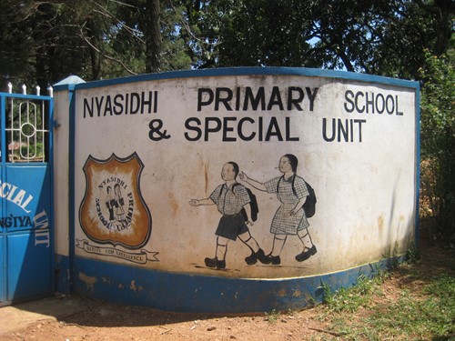 nyasidhi-primary-school-gates_5050641202_o.jpg