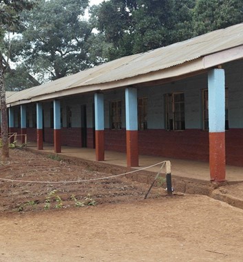 Kenya Moving Mountains Urban Primary School