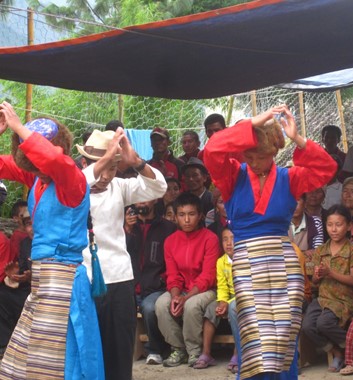Kinai Village - Traditional Dancers